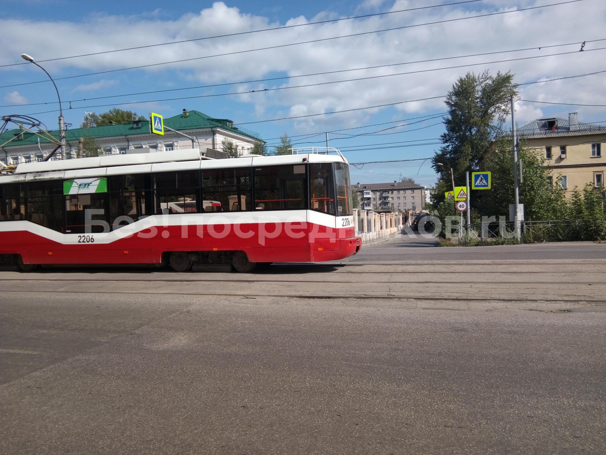 Сдаётся без посредников Комната в г. Новосибирск, по адресу улица Мира, 1,  на 3-ем этаже 5-ти этажного дома